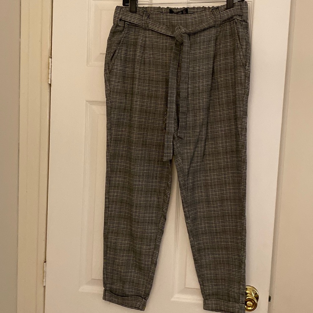 Stoosh Black and White Capri Pants